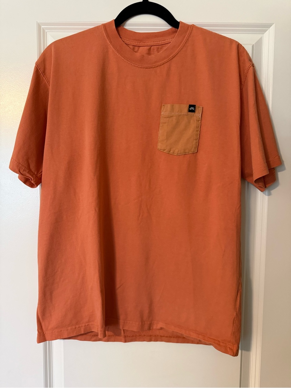 Nike Men's Small Orange Short Sleeve Pocket Tee 100% Cotton